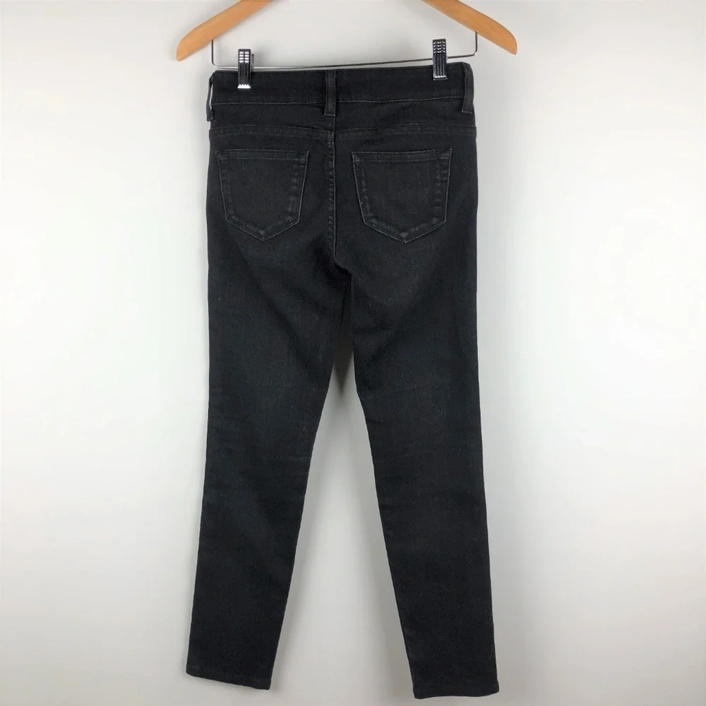 Uniqlo Black Skinny Fit Tapered Jeans 22